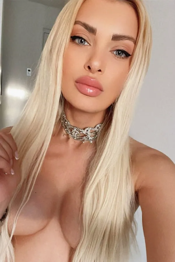 VIP Escorts girl
